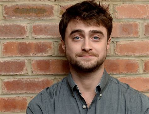 Here’s How Committed Daniel Radcliffe Is to Nude。